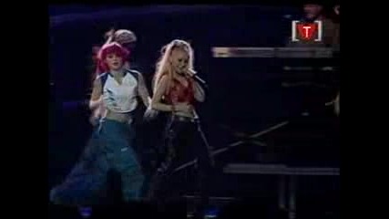 Christina Aguilera - Come On Over Baby - Live in Vancouver