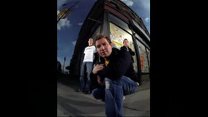 thousand foot krutch - Falls apart