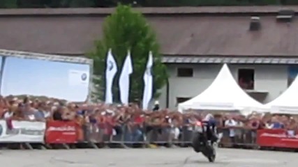 Bmw Motorcycles S1000rr test by World Stunt Champ Chris Pfeiffer! 