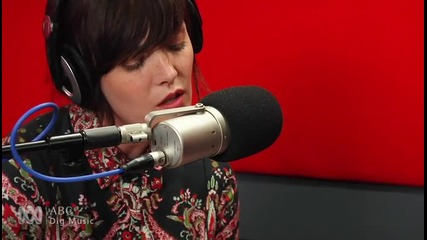 Сара Бласко - Sarah Blasko - An Oyster, A Pearl