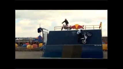 Chris Pfeiffer Trial bike freestyle 