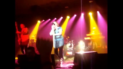 Kelly Clarkson Never Again Live Postpalast, Munich February 2010 