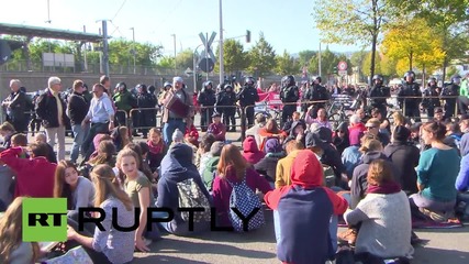 Germany: Huge riot police presence greets far-right Thuringia demo