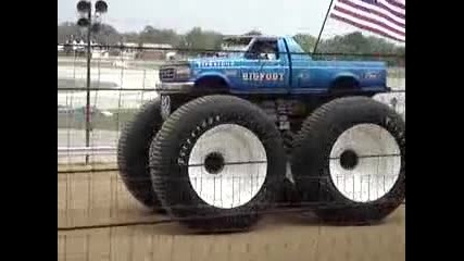 Bigfoot 4x4x4 at 2007 4 - Wheel Drive Jam 