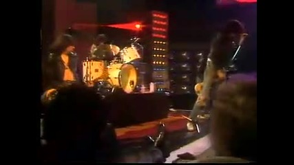 The Ramones - Blitzkrieg Bop (live)