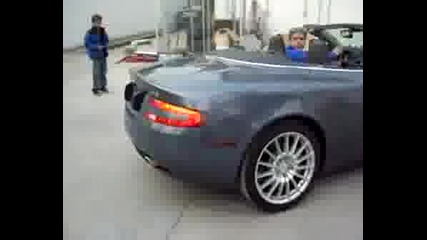 Aston Martin Db9