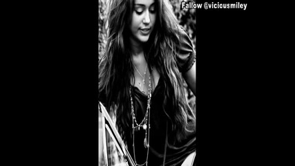 Miley Cyrus - Breathe On Me