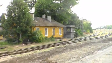46 033 прави маневра на гара Стара Загора