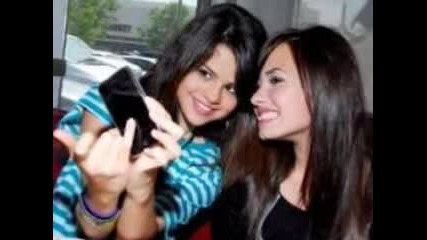 Selena, Demi, Miley And Mandy