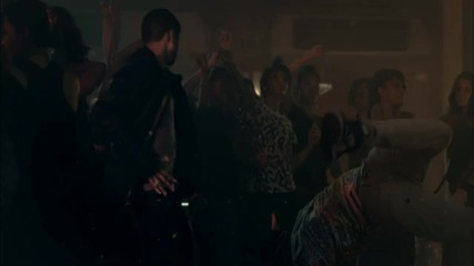 Usher ft. Pitbul - Dj Got Us Fallin In Love 