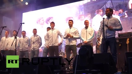 Russia: FC Zenit fans swarm St. Petersburg to celebrate club's 90th anniversary