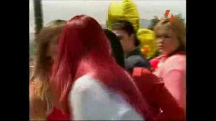 Непокорните гласуват за прецедател на класа ...