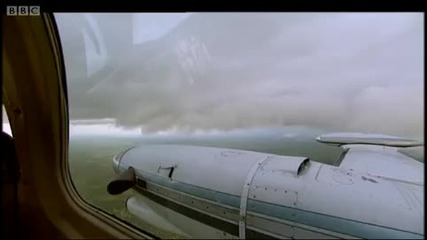 Как хората правят Дъжд - The Science of Superstorms - Bbc 