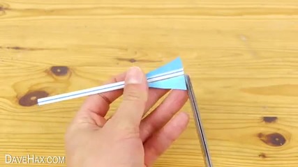 Как да си направим мини ракета играчка от сламки