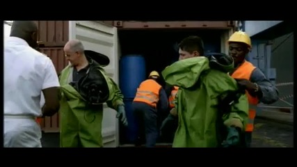 7) Gomorra 2008 di M.garrone R.saviano con T.servillo G.imparato C.petrone 