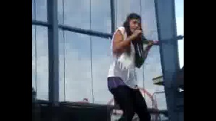 Vanessa Hudgens - Come Back To Me (Live at Six Flags Over Georgia)