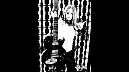 Avril Lavigne - Чернобели Снимки