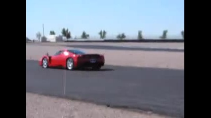 Mclaren F1 vs Ferrari Enzo 1.3 