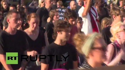 Стотици на антирасистки протест в Чарлстън