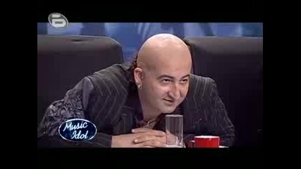 Music Idol 3 - 8 Годишната Ралица Разплака Соня Васи