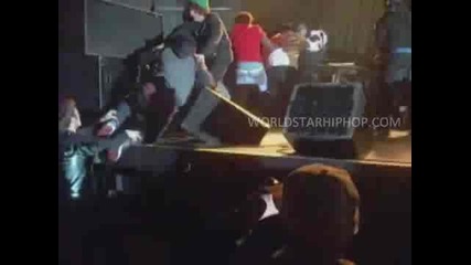 Mollywopped: Comedian Stomps Out A Rapper Live At A Hip Hop Awards Show! (brawl Breaks Out) 