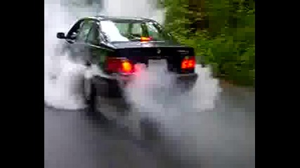 Bmw 318i Burnout