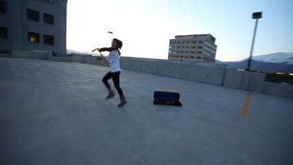 Epic Violin Girl - Lindsey Stirling