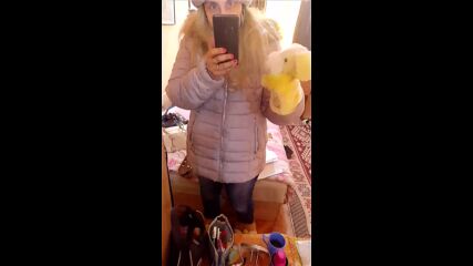 Vid_20230217_141622.mp4