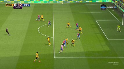 Crystal Palace with a Goal vs. Wolverhampton Wanderers FC