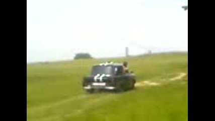 7 Pasageri Soferuintr - Un Trabant In Zalau