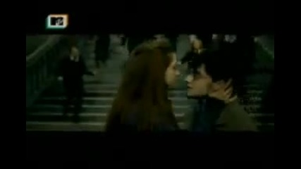 трейлър на Harry Potter And The Deathly Hallows !!! 
