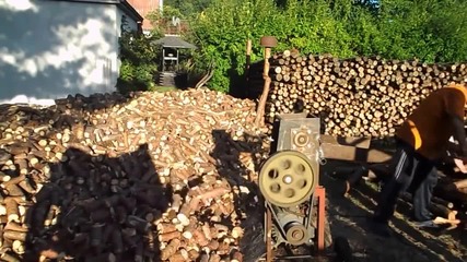 Полска машинка за рязане на дърва