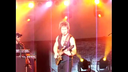 Kansas - Icarus ( Borne On Wings Of Steel ) - Live 2010 