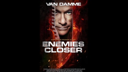 Готин постер на филма Наближаващи Врагове (2013)
