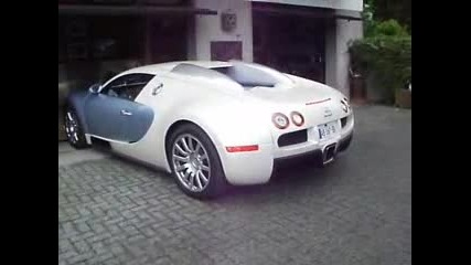 Bugatti Veyron N°501 start up