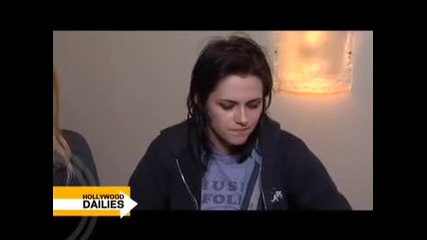 Twilight Tidbit with Kristen Stewart and Dakota Fanning