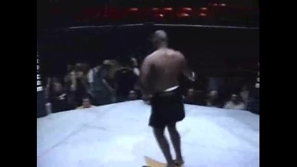 Бой : Brett Rogers vs Chris Clark 