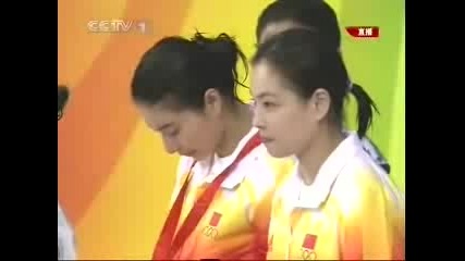 Guo Jingjing и Wu Minxia с пореден златен медал за Китай