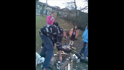 Moite Nai - Dobri Priateli