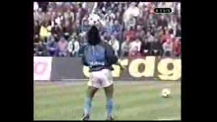 Maradona Si Trenira Na Terena :)