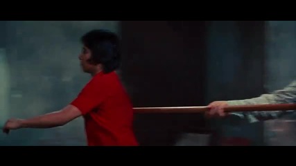 Bruce lee чупи глави
