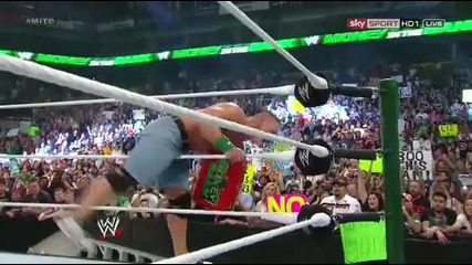 Wwe Money In The Bank 2012 - Джон Сина печели договора в куфарчето