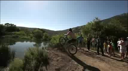 Insane Bike Jumps 