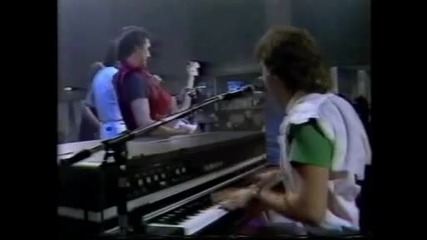 Nazareth - Where Are You Now + Превод