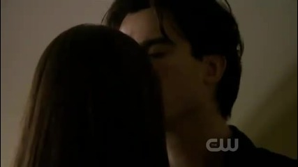 Damon says .. • `` I love you, Elena .. `` •