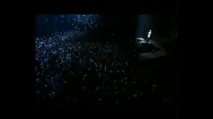 Eminem - Sing for the Moment (live Performance)