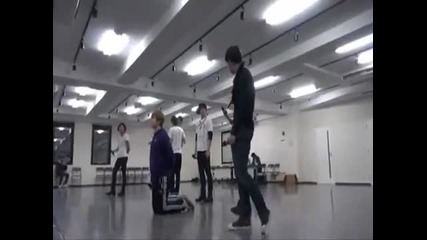 U Kiss - Documentary Film - St Valentine's Day Event 2013 Japan Part 1