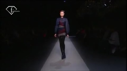 fashiontv Ftv.com - Paris Fw F W 09 - 10 - Emanuel Ungaro Show 