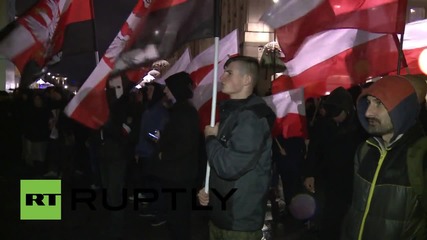 Poland: Anti-refugee protesters rally in Warsaw