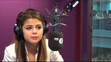 Selena Gomez and Grimmy talk bums, famous flu and Taylor Swift